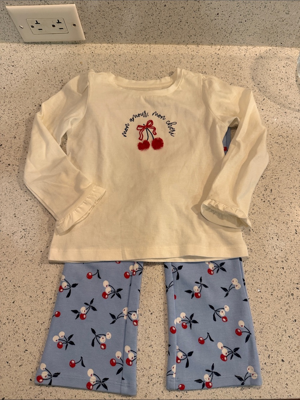 NWOT Janie & Jack Long-Sleeve Top & Blue Cherry Print Set - 2T🍒🤍💙